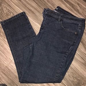 5/$60 Liz Claiborne Skinny Jeans